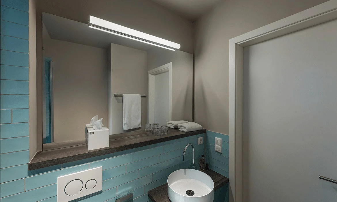 SLV Premium-LED Wandleuchte MARYLIN, IP44, Chrom / Weiß, 120°, Länge 90cm, 21W 3000K 1400lm SLV Premium-LED Wandleuchte MARYLIN, IP44, Chrom / Weiß, 120°, Länge 90cm, 21W 3000K 1400lm