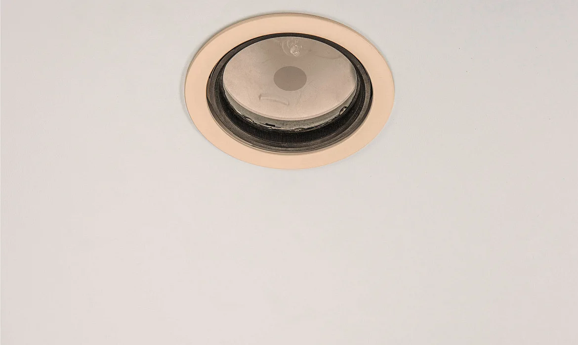 SLV Einbaurahmen für NUMINOS® M, 240/120mm, rund, weiß SLV Einbaurahmen für NUMINOS® M, 240/120mm, rund, weiß