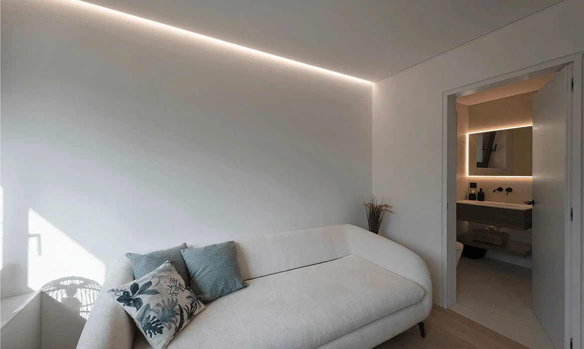SLV LED Strip GRAZIA Value, 24V DC, 128 LED/m, 48W 4000K, 500cm SLV LED Strip GRAZIA Value, 24V DC, 128 LED/m, 48W 4000K, 500cm