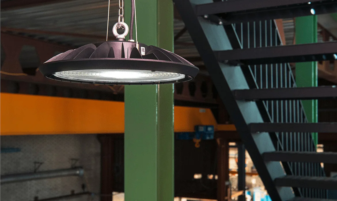 SLV LED Hallenstrahler HIGHBAY C 400, IP65 IK08, 220-240V AC, 120-200W (multi) 4000K 21450lm 90°, CRI 80, UGR <22, schaltbar SLV LED Hallenstrahler HIGHBAY C 400, IP65 IK08, 220-240V AC, 120-200W (multi) 4000K 21450lm 90°, CRI 80, UGR <22, schaltbar