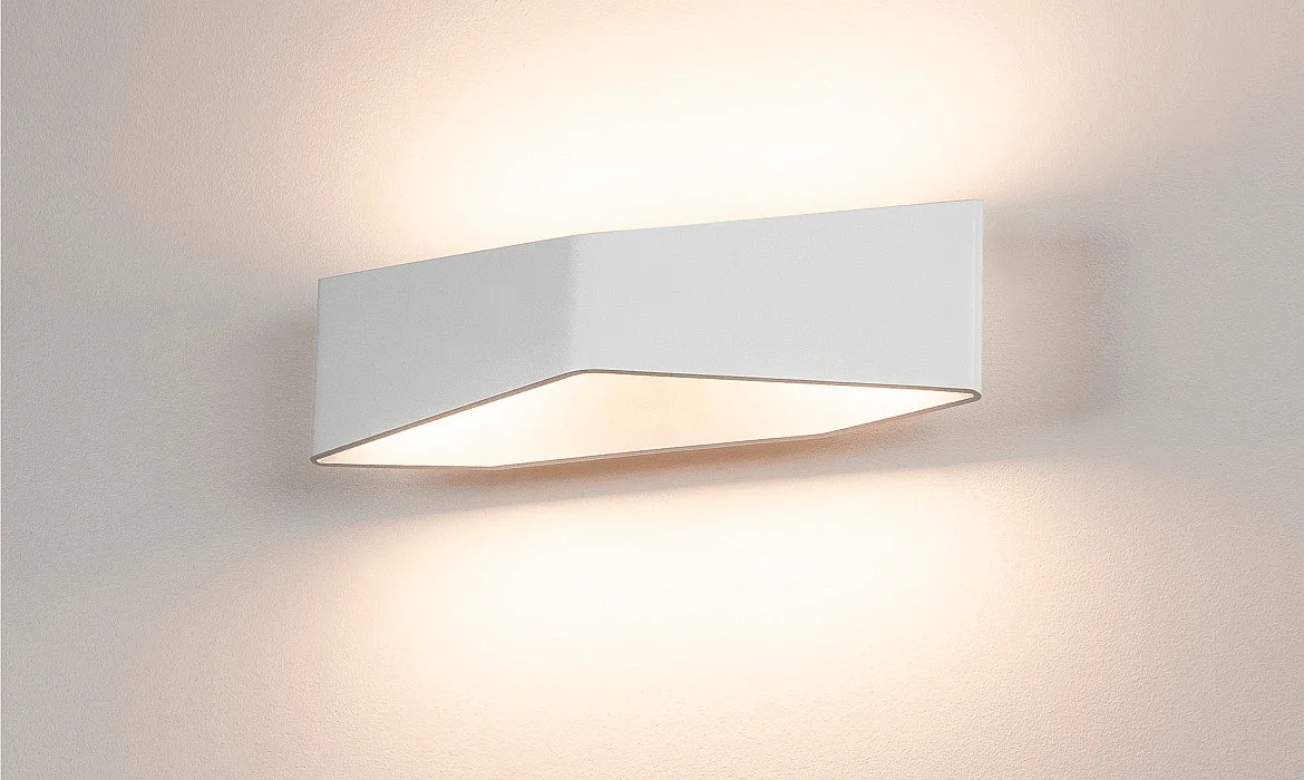 SLV LED Wandleuchte CARISO WL-4 LED, 2x 9W LED, 2700K, weiß SLV LED Wandleuchte CARISO WL-4 LED, 2x 9W LED, 2700K, weiß