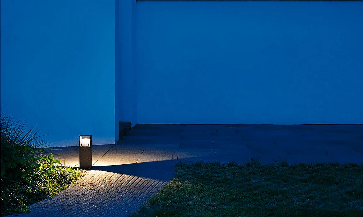SLV Outdoor LED Sockelleuchte LOGS 40, IP65, indirekt, 39.5cm, 9.5W 3000K 570lm, anthrazit SLV Outdoor LED Sockelleuchte LOGS 40, IP65, indirekt, 39.5cm, 9.5W 3000K 570lm, anthrazit