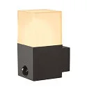 Außenwandleuchte GRAFIT, IP44 IK02, E27, eckig, anthrazit / Diffusor in Rauchglas-Optik, satiniert, mit Sensor